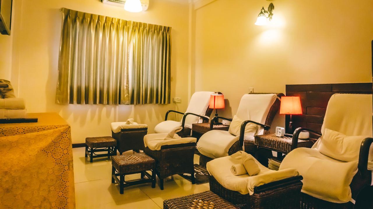 Hotel 63 Yangon Exterior foto